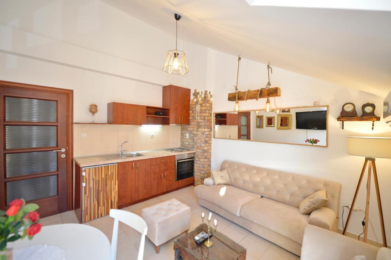 Stylish Apartment 22 Котор Екстериор снимка